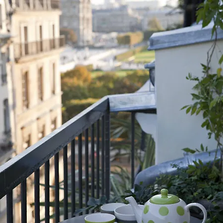 Le Pradey Parigi
