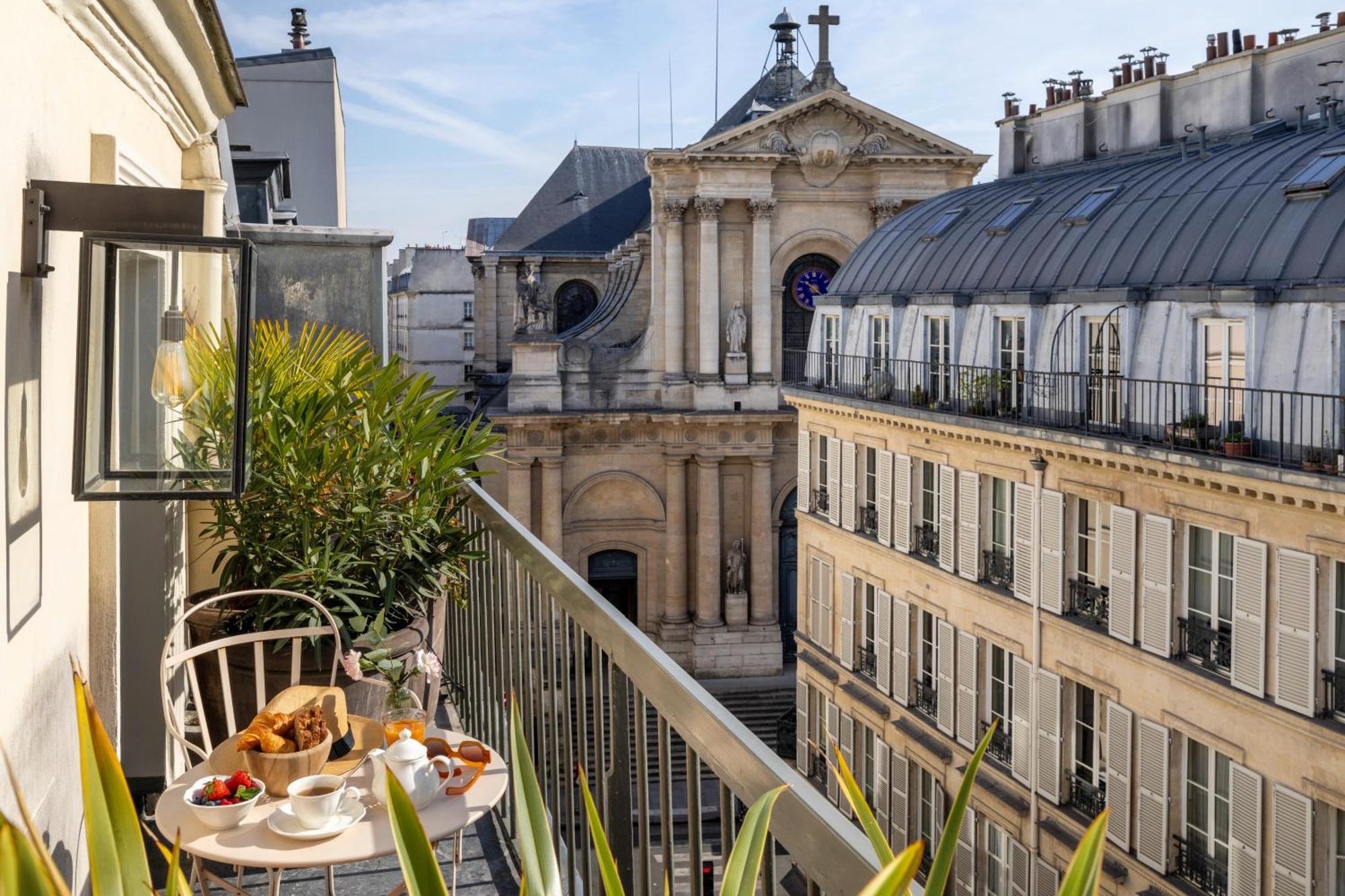 Le Pradey Hotel 4*